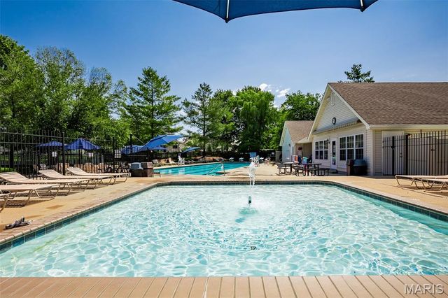 149 Brighthurst Drive, Chesterfield, MO 63005