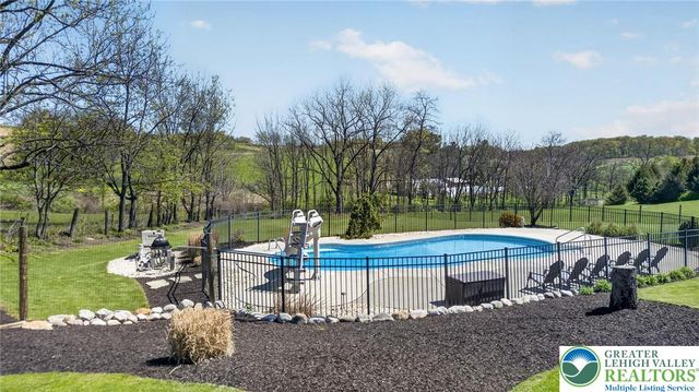 1044 Long Lane Road, Greenwich Twp, PA 19530