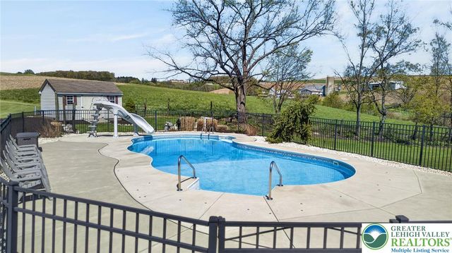 1044 Long Lane Road, Greenwich Twp, PA 19530