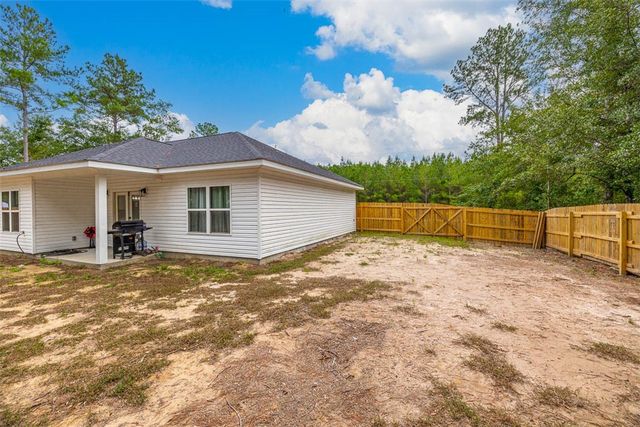 5096 Smith Road, Townsend, GA 31331