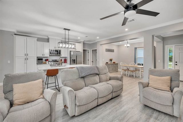 5096 Smith Road, Townsend, GA 31331