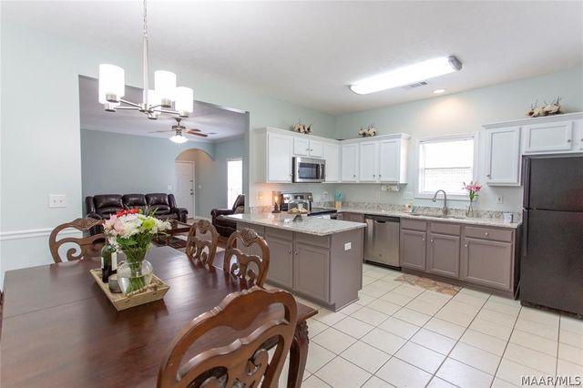 6913 Sandfield Drive, Montgomery, AL 36117