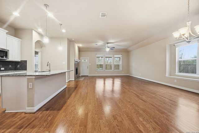 448 Turning Stone, Cibolo, TX 78108