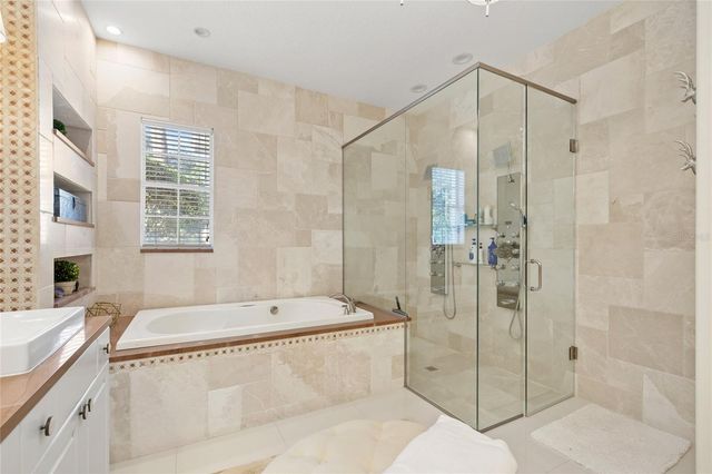 11051 HAWKSHEAD COURT, Windermere, FL 34786