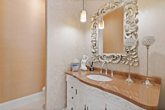 11051 HAWKSHEAD COURT, Windermere, FL 34786