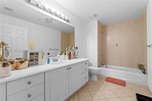 8395 SW 73rd Ave 115, Miami, FL 33143