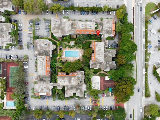 6900 N Kendall Dr A409, Pinecrest, FL 33156