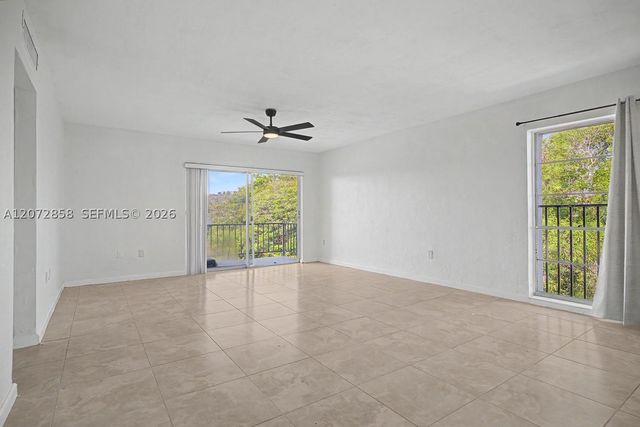 6900 N Kendall Dr A409, Pinecrest, FL 33156