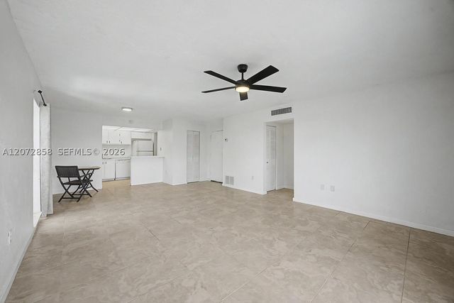 6900 N Kendall Dr A409, Pinecrest, FL 33156