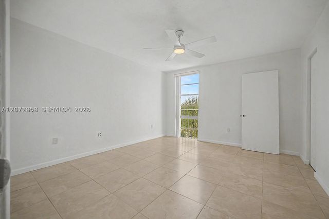 6900 N Kendall Dr A409, Pinecrest, FL 33156