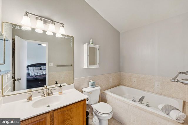 124 PENWICK CIR, Frederick, MD 21702