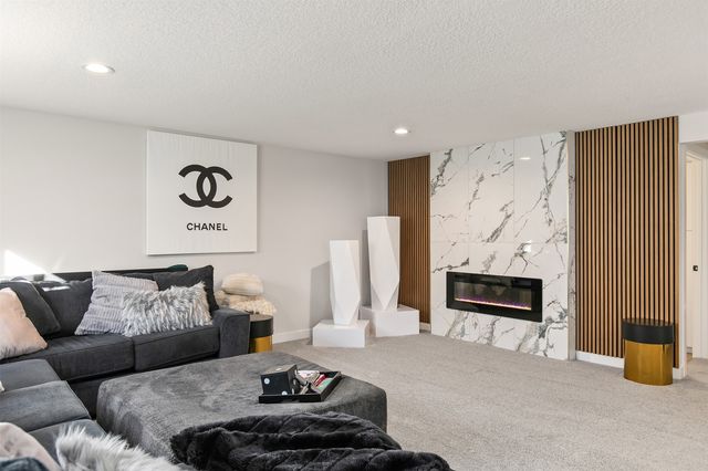 610 NW Georgetown Drive, Waukee, IA 50263