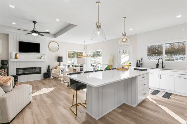 610 NW Georgetown Drive, Waukee, IA 50263