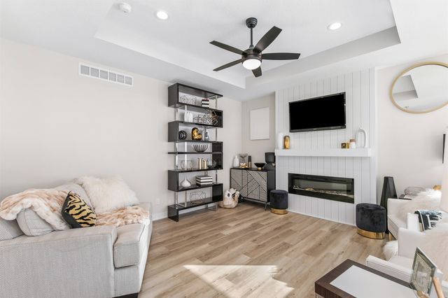 610 NW Georgetown Drive, Waukee, IA 50263