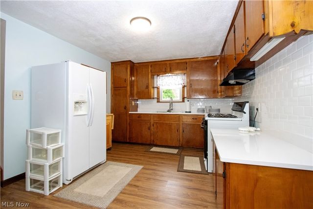 255 Wolf Avenue, Wadsworth, OH 44281