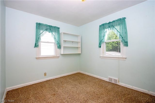 255 Wolf Avenue, Wadsworth, OH 44281