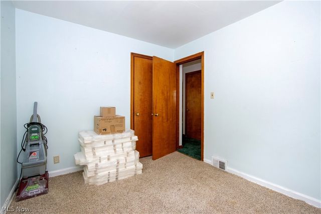 255 Wolf Avenue, Wadsworth, OH 44281