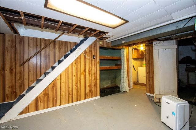 255 Wolf Avenue, Wadsworth, OH 44281