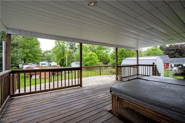 255 Wolf Avenue, Wadsworth, OH 44281