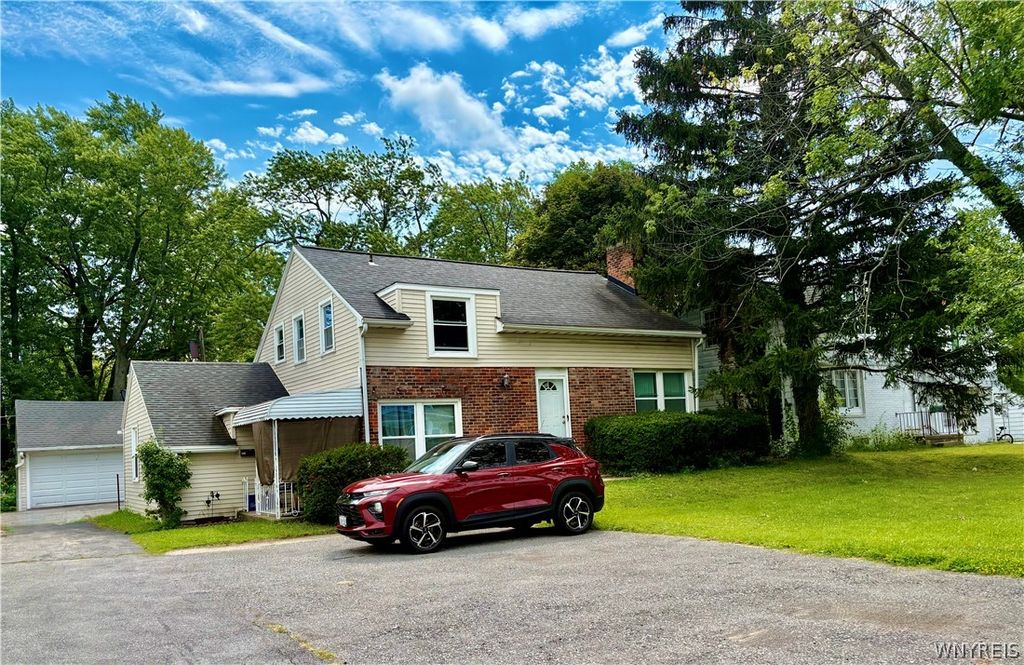 219 Niagara Falls Boulevard, Amherst, NY 14226