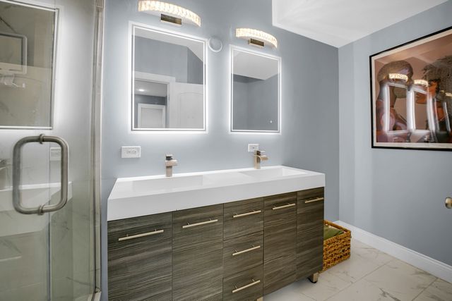 31 E 26th Street 4, Chicago, IL 60616