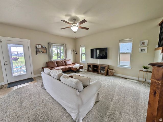 8936 N BARTON CREEK DR, Eagle Mountain, UT 84005