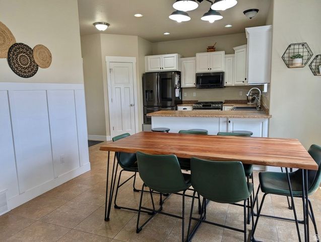 8936 N BARTON CREEK DR, Eagle Mountain, UT 84005