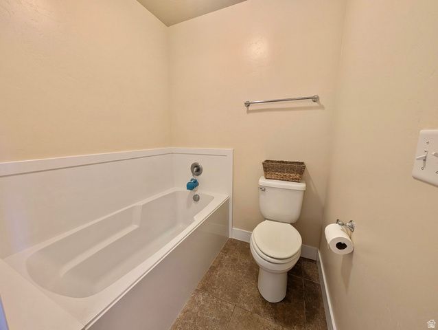 8936 N BARTON CREEK DR, Eagle Mountain, UT 84005