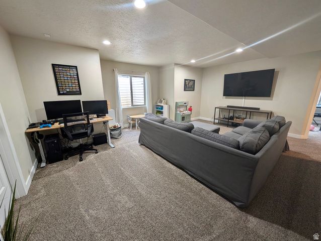 8936 N BARTON CREEK DR, Eagle Mountain, UT 84005