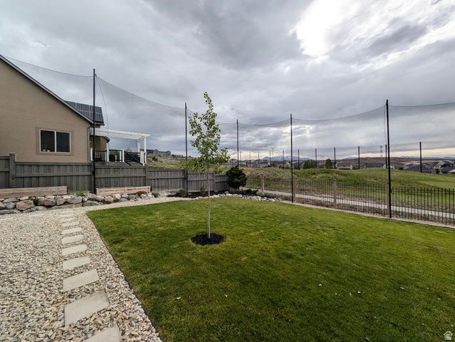 8936 N BARTON CREEK DR, Eagle Mountain, UT 84005