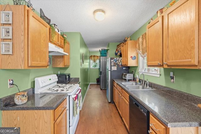 147 Park Heights Street, Buchanan, GA 30113
