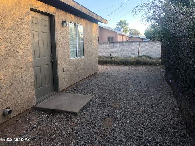 4538 E Lester St Unit 2, Tucson, AZ 85712