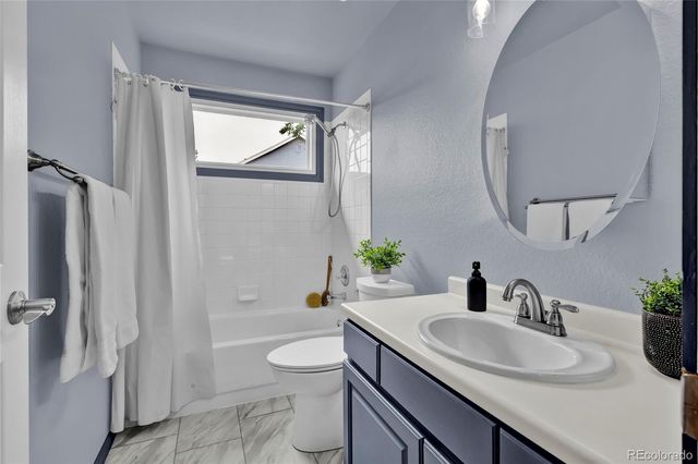 493 E 16th Avenue, Longmont, CO 80504