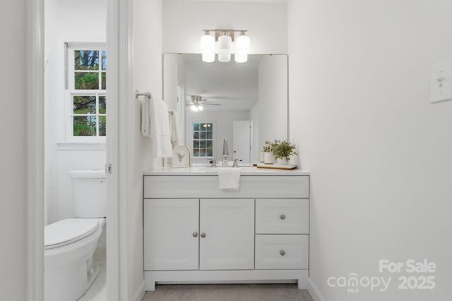 1101 Smoke House Drive, Charlotte, NC 28270