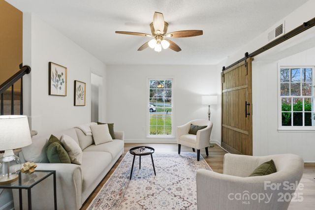 1101 Smoke House Drive, Charlotte, NC 28270