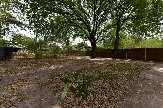 4114 Ladale Drive, Dallas, TX 75212