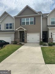 3667 Acorn Drive, Oakwood, GA 30566