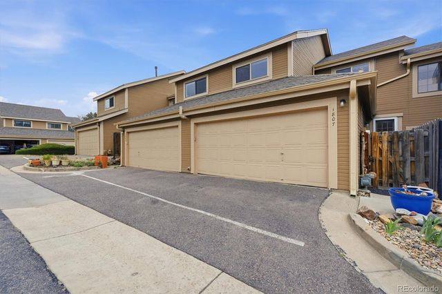 1807 S Deframe Street, Lakewood, CO 80228