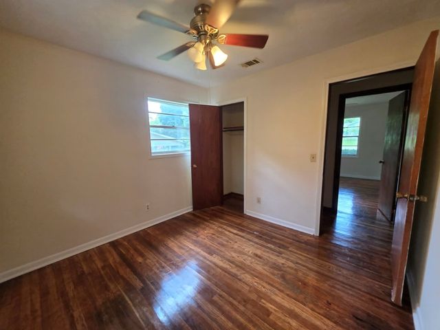 5522 E Valleybrook Road, Columbus, GA 31907