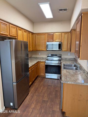 2834 E TRACY Lane 1, Phoenix, AZ 85032