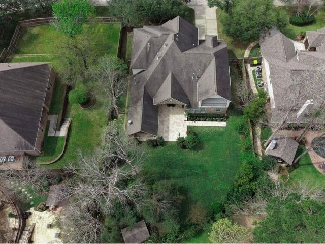 2441 W Bramlet Drive, Conroe, TX 77304