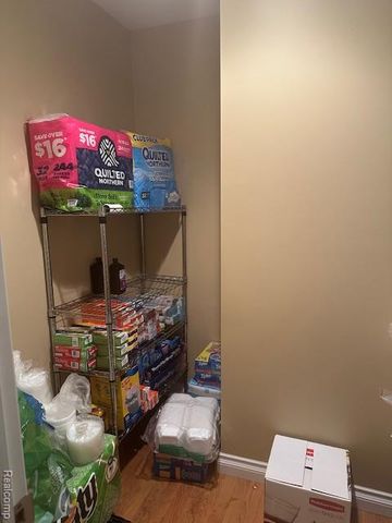 25830 Belledale Street, Taylor, MI 48180