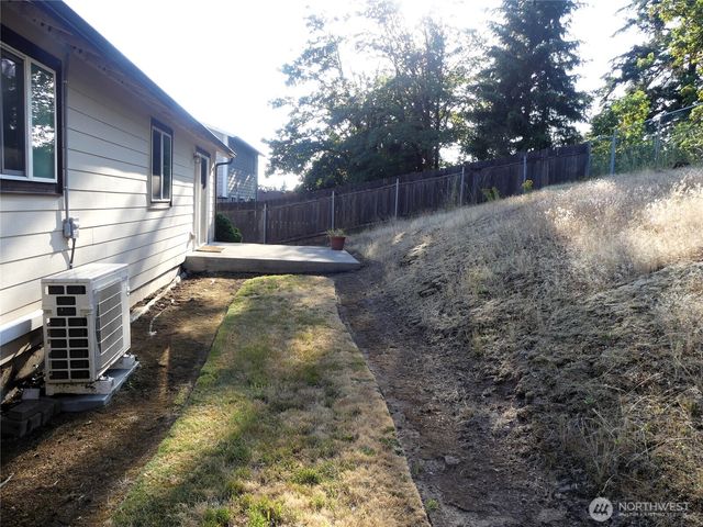1320 Ashland Street, Kalama, WA 98625