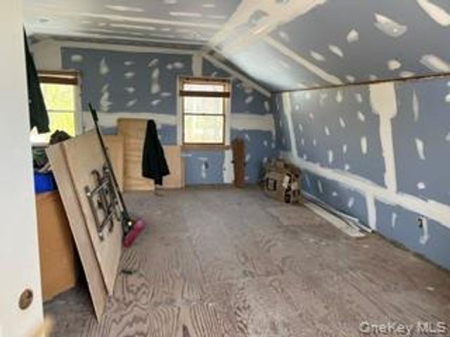 106 Lewis Road, East Quogue, NY 11942