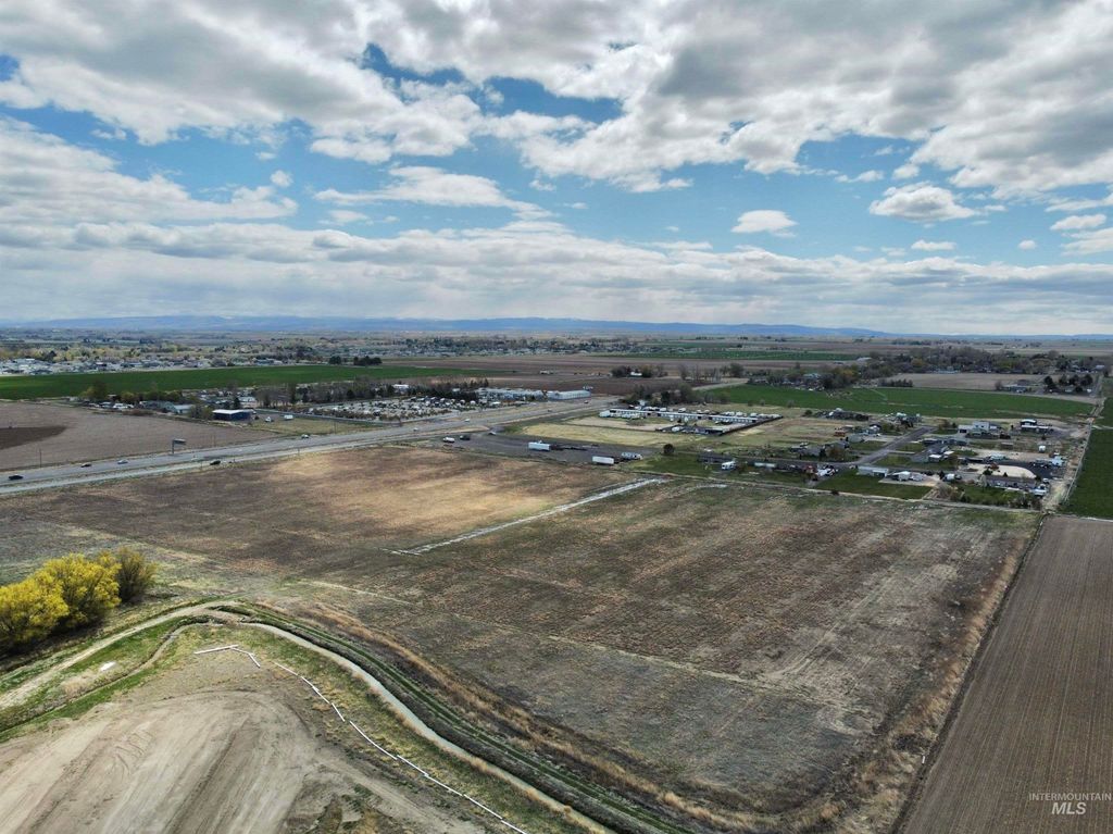 3855 North 2394 East, Filer, ID 83328 photo 11