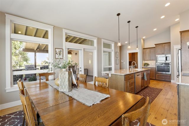 576 NE Easy Street, Moses Lake, WA 98837