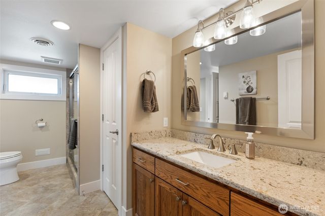 576 NE Easy Street, Moses Lake, WA 98837