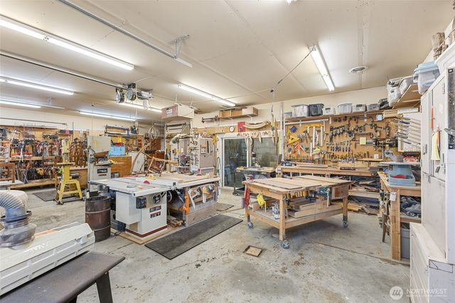 576 NE Easy Street, Moses Lake, WA 98837