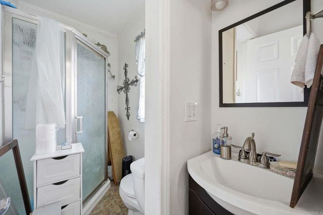 20211 Schoolcraft Street, Winnetka, CA 91306