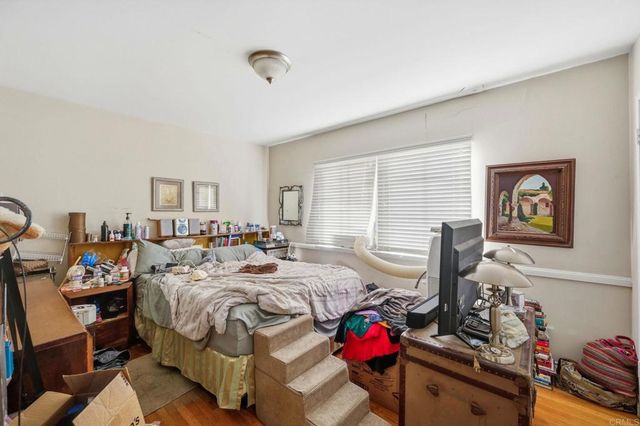 20211 Schoolcraft Street, Winnetka, CA 91306